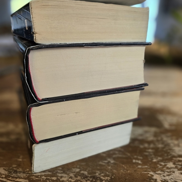 Twilight Books Series - Picture 3 of 5